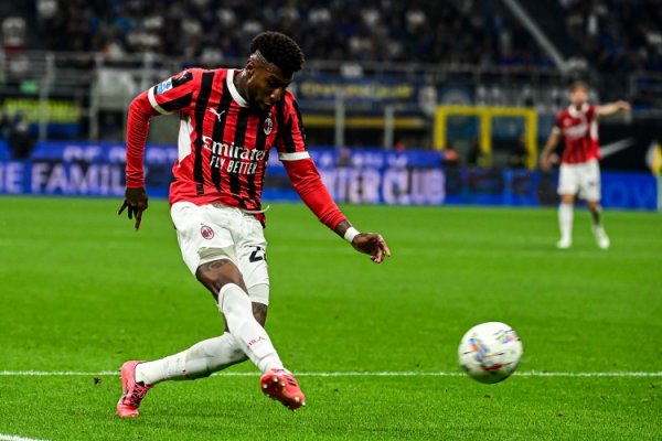 迪马济奥：贝西克塔斯决定放弃埃默森，弗拉门戈接近签下米兰后场球员