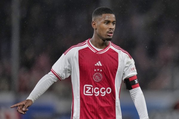 记者：切尔西对哈托估值约4000万欧，参考标准是廷伯的转会费