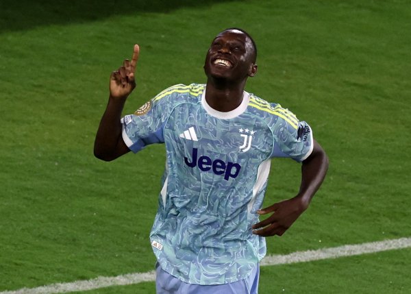 斯基拉：尤文仍在努力续租穆阿尼，球员拒绝沙特、土耳其邀请